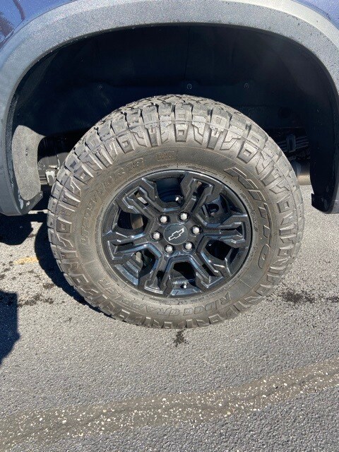 2023 Chevrolet Silverado 1500 ZR2 photo 3