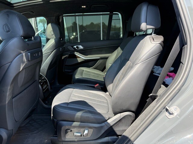 2021 Bmw X7 xDrive40i photo 3