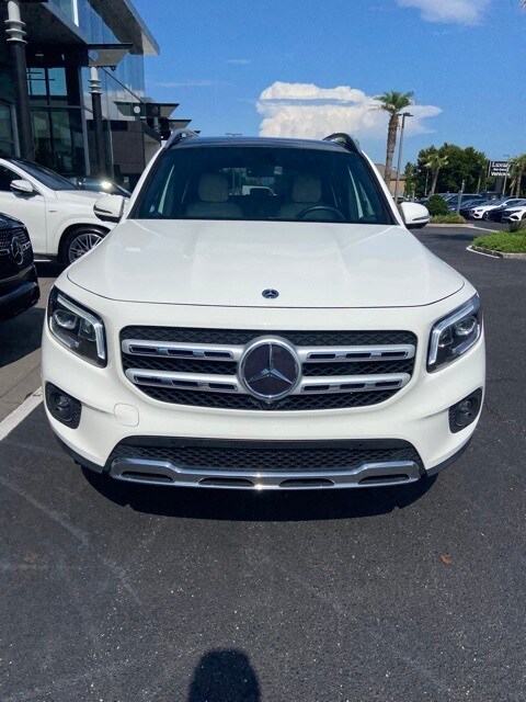 2022 Mercedes Benz GLB 250 photo 2