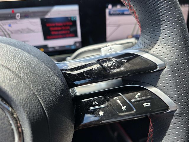 2025 Mercedes-Benz GLB Base - Photo 10