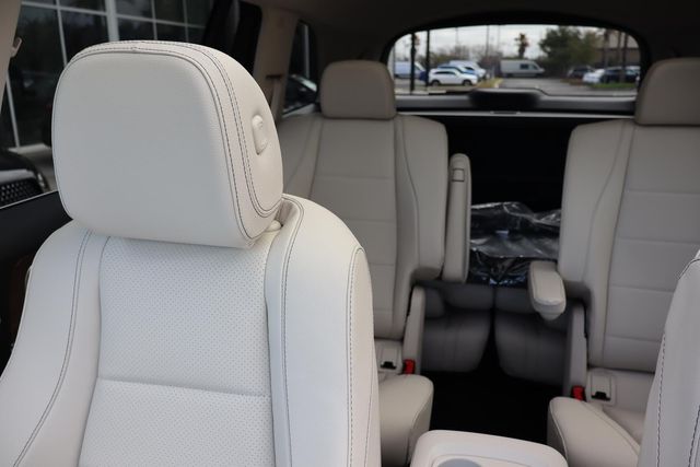 2025 Mercedes-Benz GLS Base - Photo 8