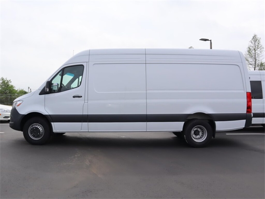 New 2024 Mercedes-Benz Sprinter 3500 Cargo 170 WB Van Cargo Van