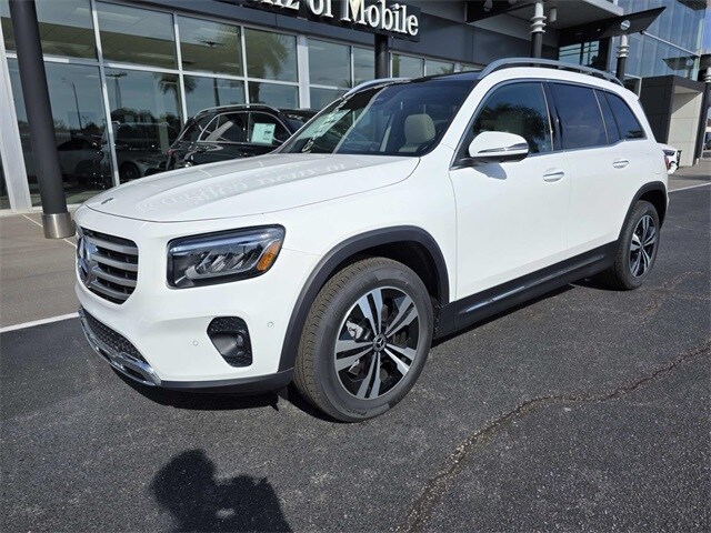 2026 Mercedes Benz GLB 250 photo 2