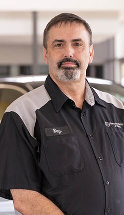 Staff member Raymond Pfeil from 918f519f302b