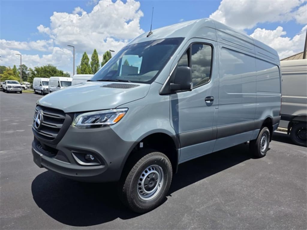 New 2025 Mercedes-Benz Sprinter 2500 Cargo 144 WB Van Cargo Van