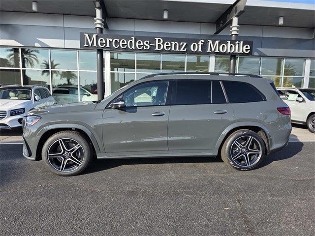 2026 Mercedes-Benz GLS Base's photo