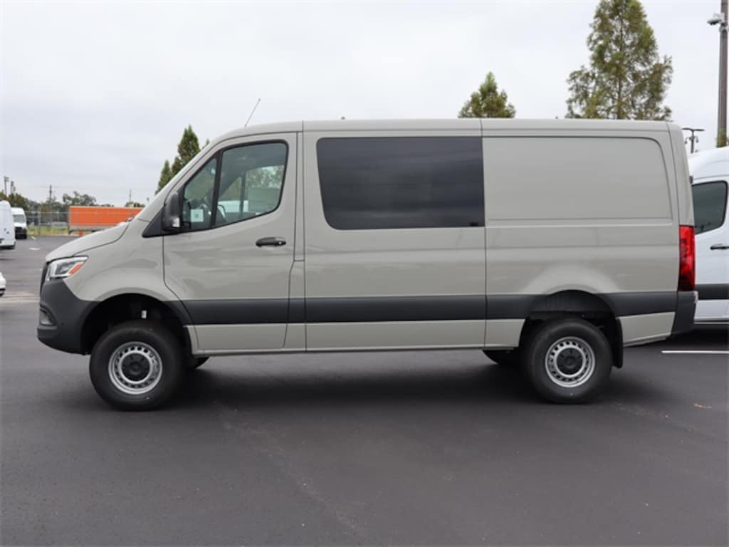 New 2025 Mercedes-Benz Sprinter 2500 LOW TOP Crew 144 WB Van Crew Van