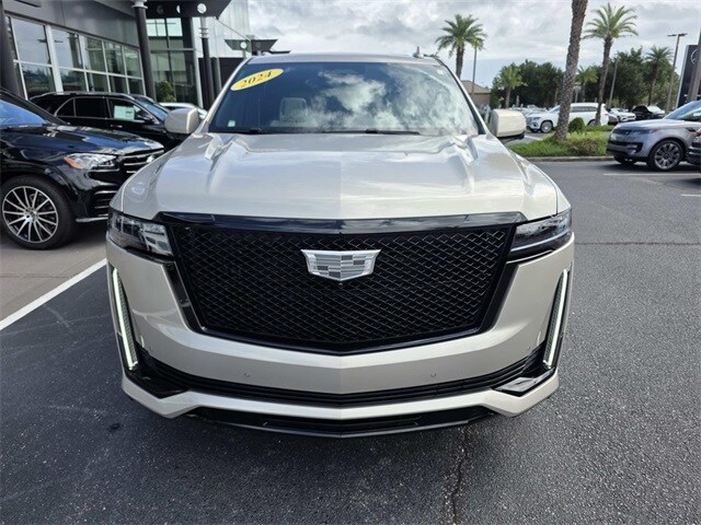 2024 Cadillac Escalade ESV Sport photo 3