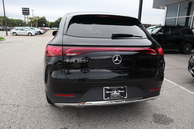 2023 Mercedes Benz EQE-Class SUV photo 3