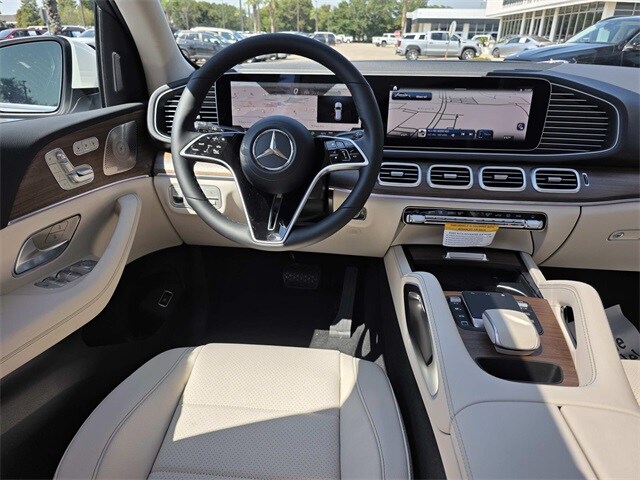2026 Mercedes Benz GLE 450 4MATIC photo 4