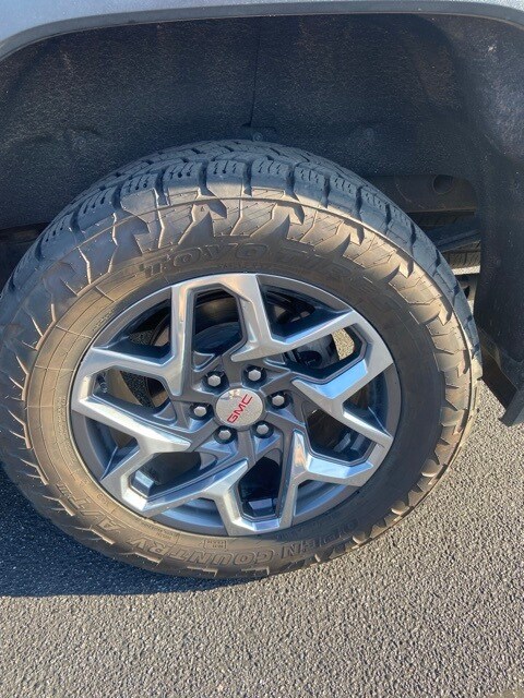 2022 Gmc Sierra 1500 SLT photo 3