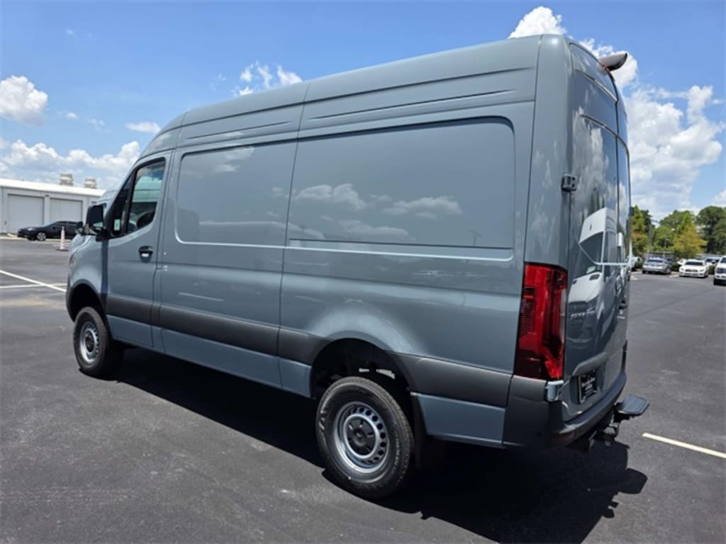 New 2025 Mercedes-Benz Sprinter 2500 Cargo 144 WB Van Cargo Van