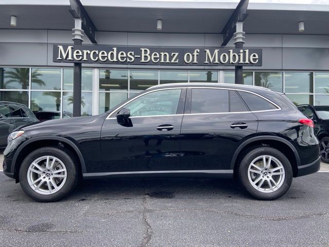2023 Mercedes-Benz GLC GLC 300 4MATIC's photo