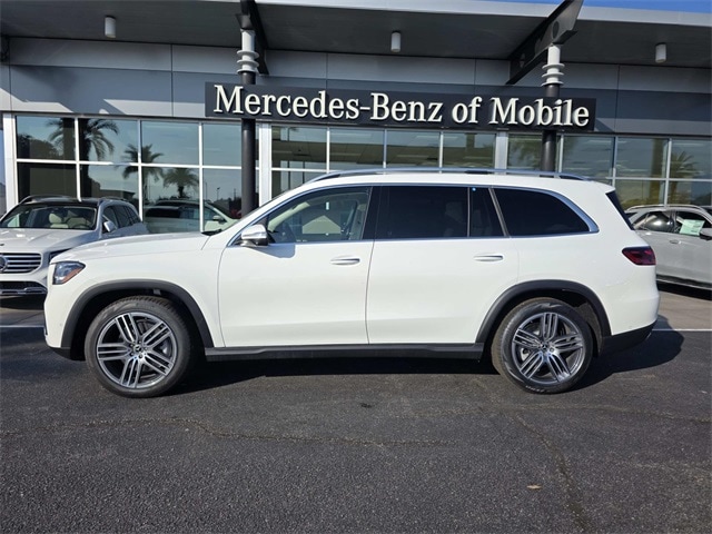 2026 Mercedes-Benz GLS Base's photo