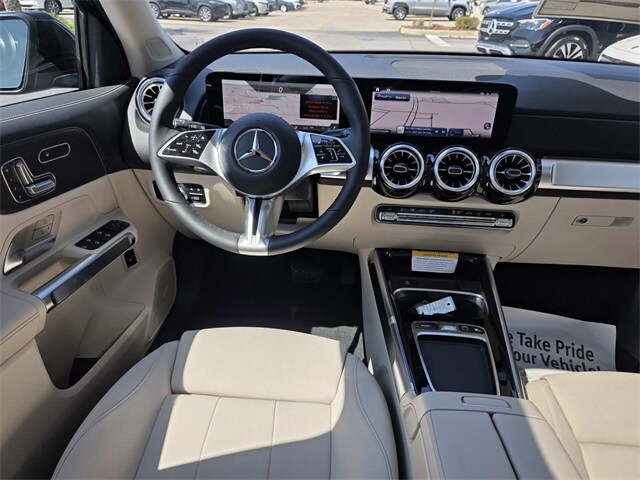 2026 Mercedes Benz GLB 250 photo 4