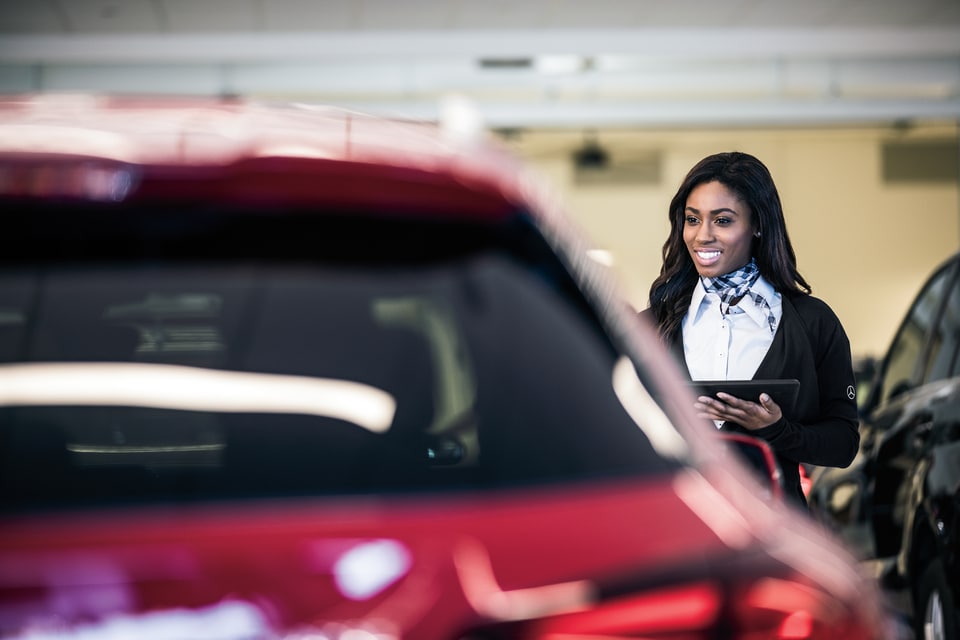 Explore Mercedez Benz Models