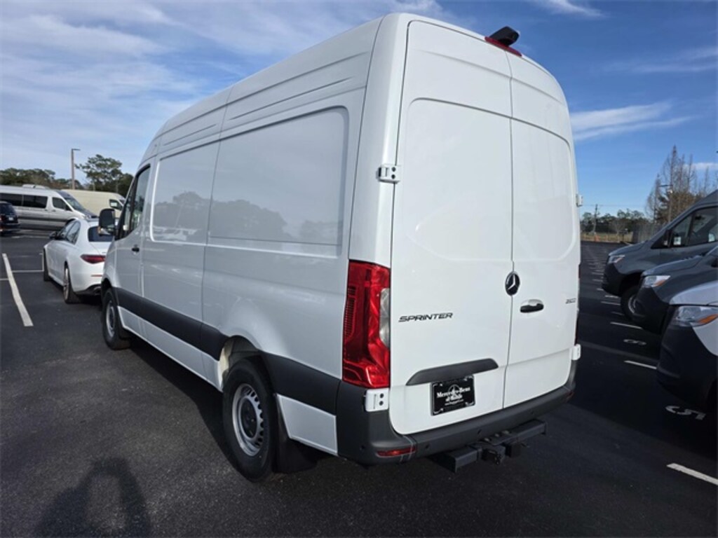New 2026 Mercedes-Benz Sprinter 2500 Cargo 144 WB Van Cargo Van
