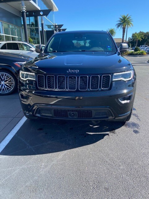 2021 Jeep Grand Cherokee Anniversary Edition Sport photo 2