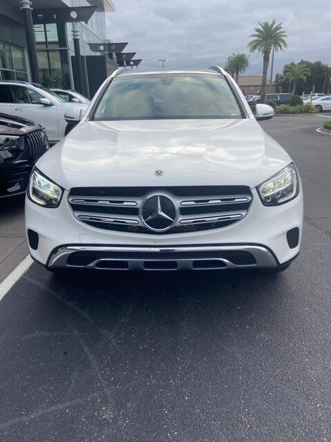 2021 Mercedes Benz GLC 300 photo 2