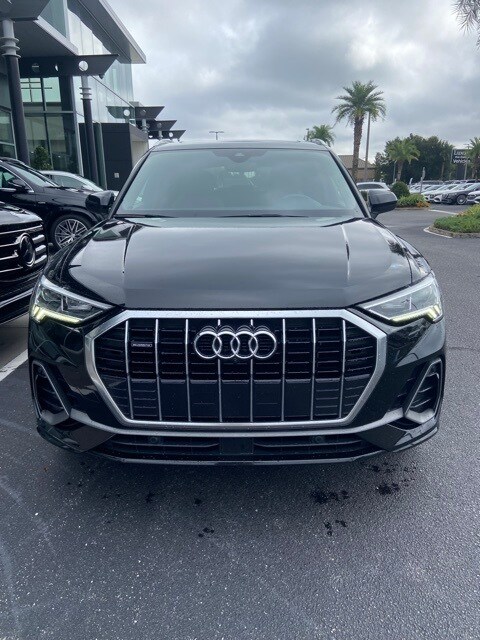 2020 Audi Q3 Prestige S line photo 2