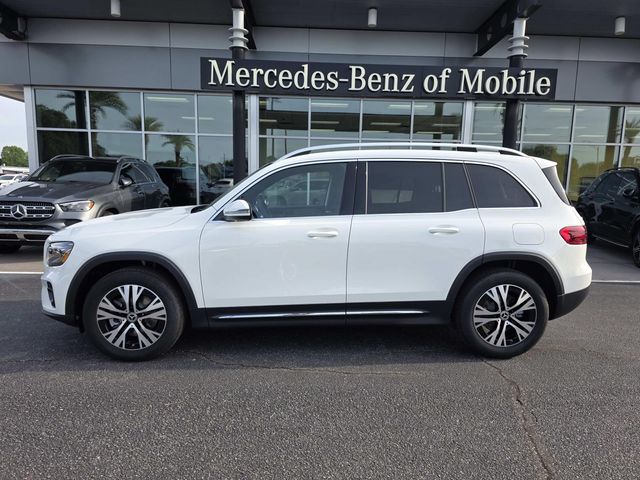 2026 Mercedes-Benz GLB GLB 250's photo