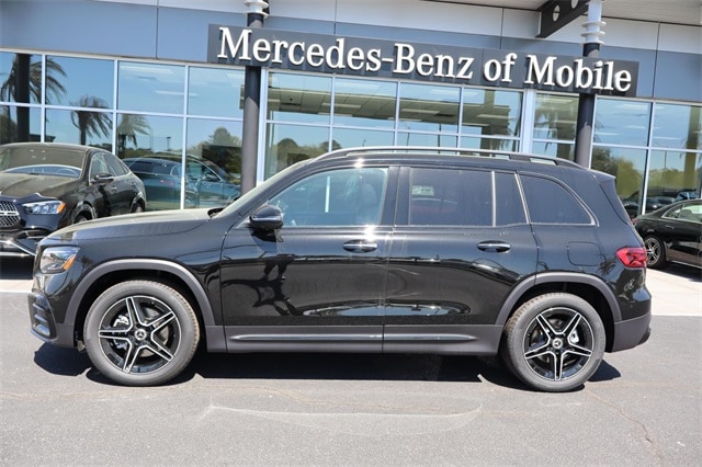 2025 Mercedes-Benz GLB Base's photo