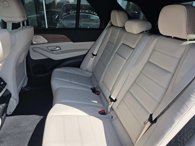 2026 Mercedes-Benz GLE GLE580 - Photo 6