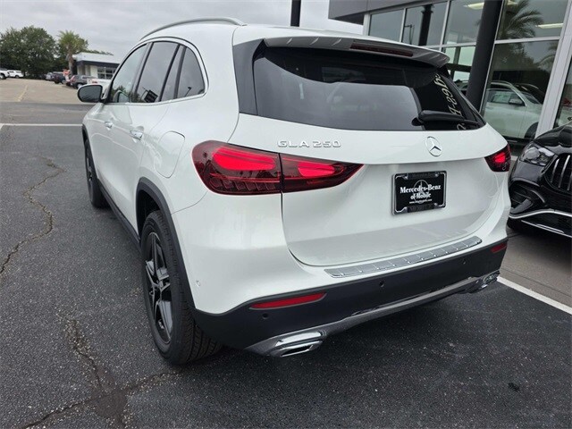 2026 Mercedes Benz GLA 250 photo 2