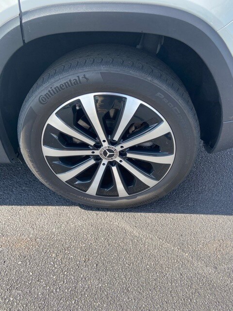 2022 Mercedes Benz GLB 250 photo 4