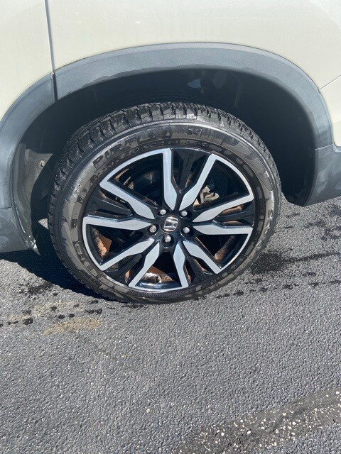 2019 Honda Pilot Touring Sport photo 4