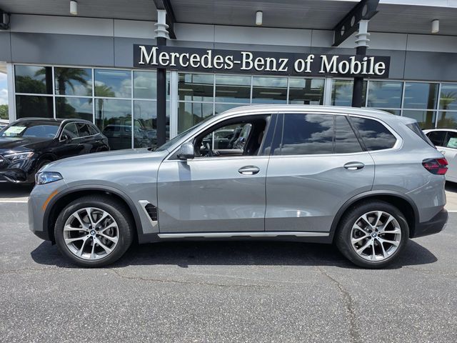 2024 BMW X5 sDrive40i's photo
