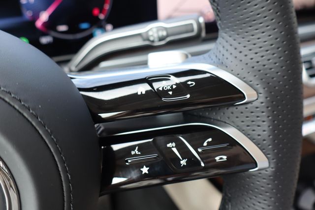 2025 Mercedes-Benz GLS Base - Photo 14