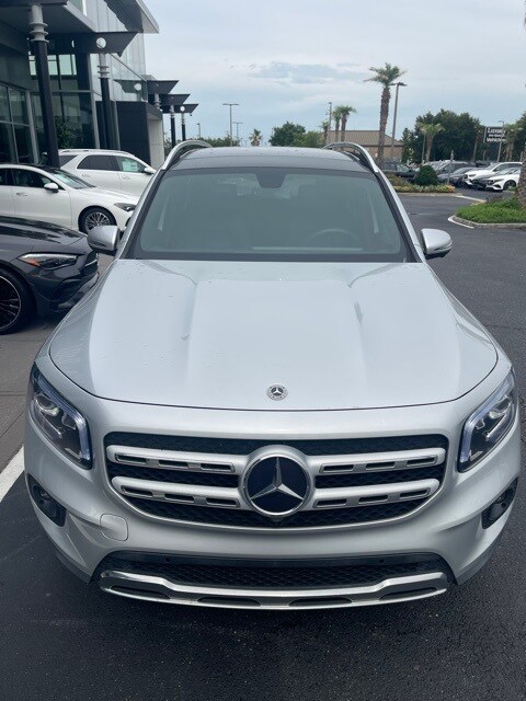 2021 Mercedes Benz GLB 250 photo 2