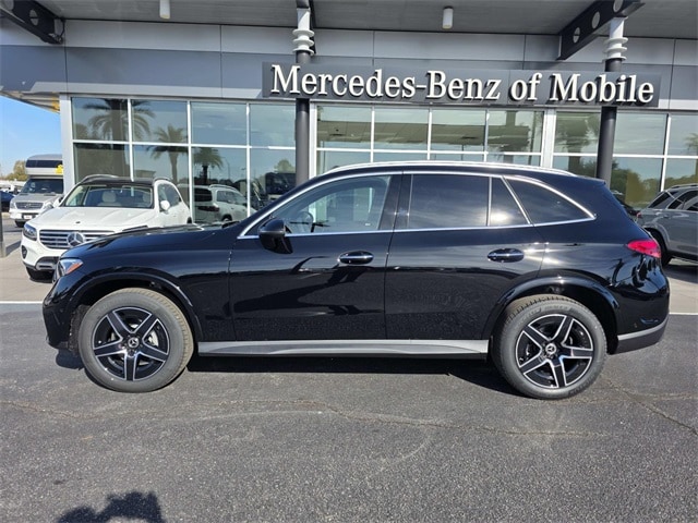 2026 Mercedes-Benz GLC Base's photo
