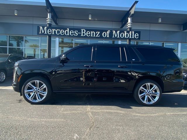 2025 Cadillac Escalade ESV 4WD Premium Luxury's photo