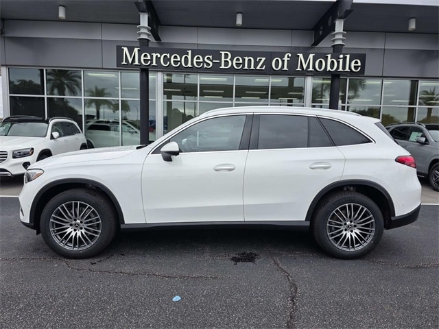 2026 Mercedes-Benz GLC Base's photo