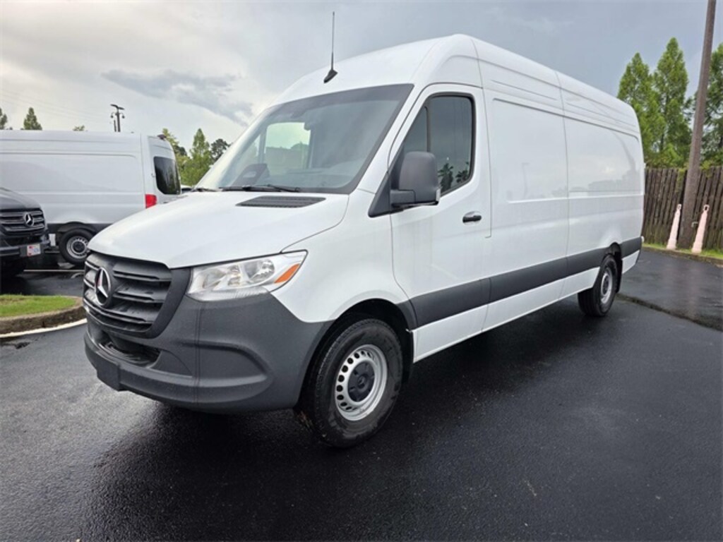 New 2025 Mercedes-Benz Sprinter 2500 Cargo 170 WB Van Cargo Van