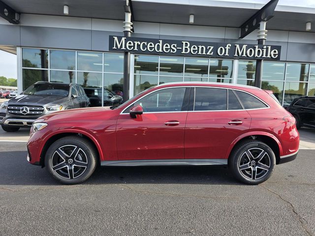 2025 Mercedes-Benz GLC GLC 300's photo