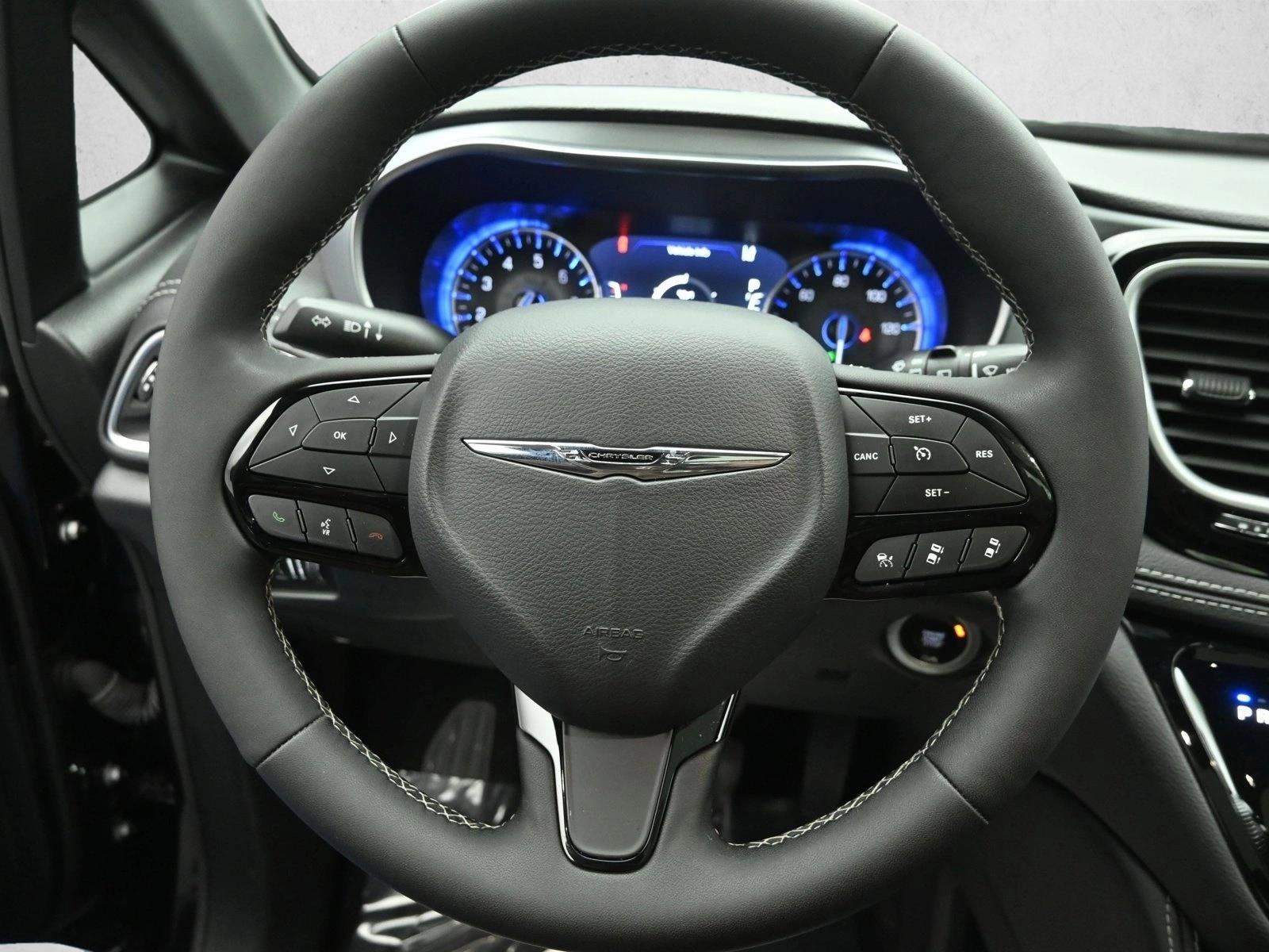 2025 CHRYSLER PACIFICA - Image 14