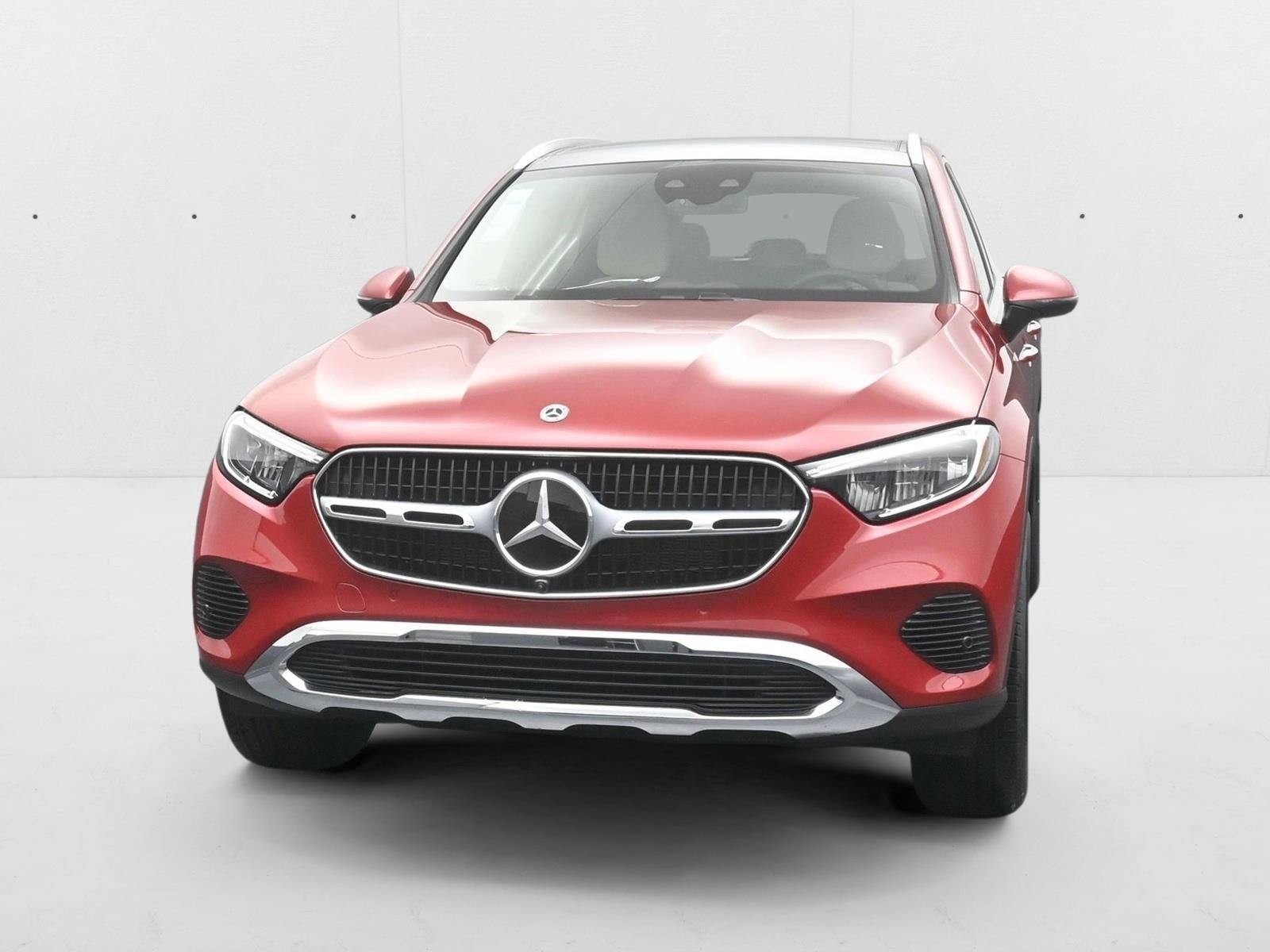 2025 Mercedes Benz GLC 300 4MATIC photo 2