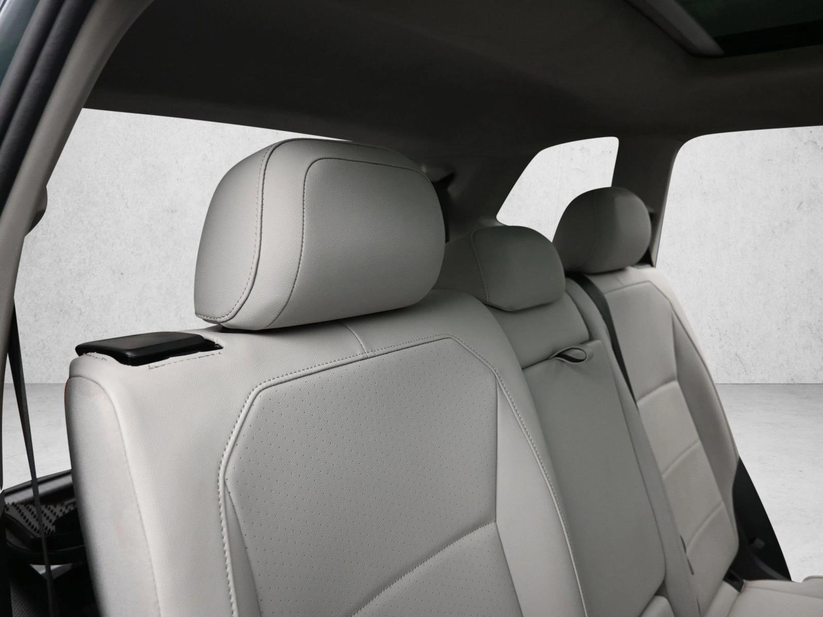 2019 VOLKSWAGEN TIGUAN - Image 26