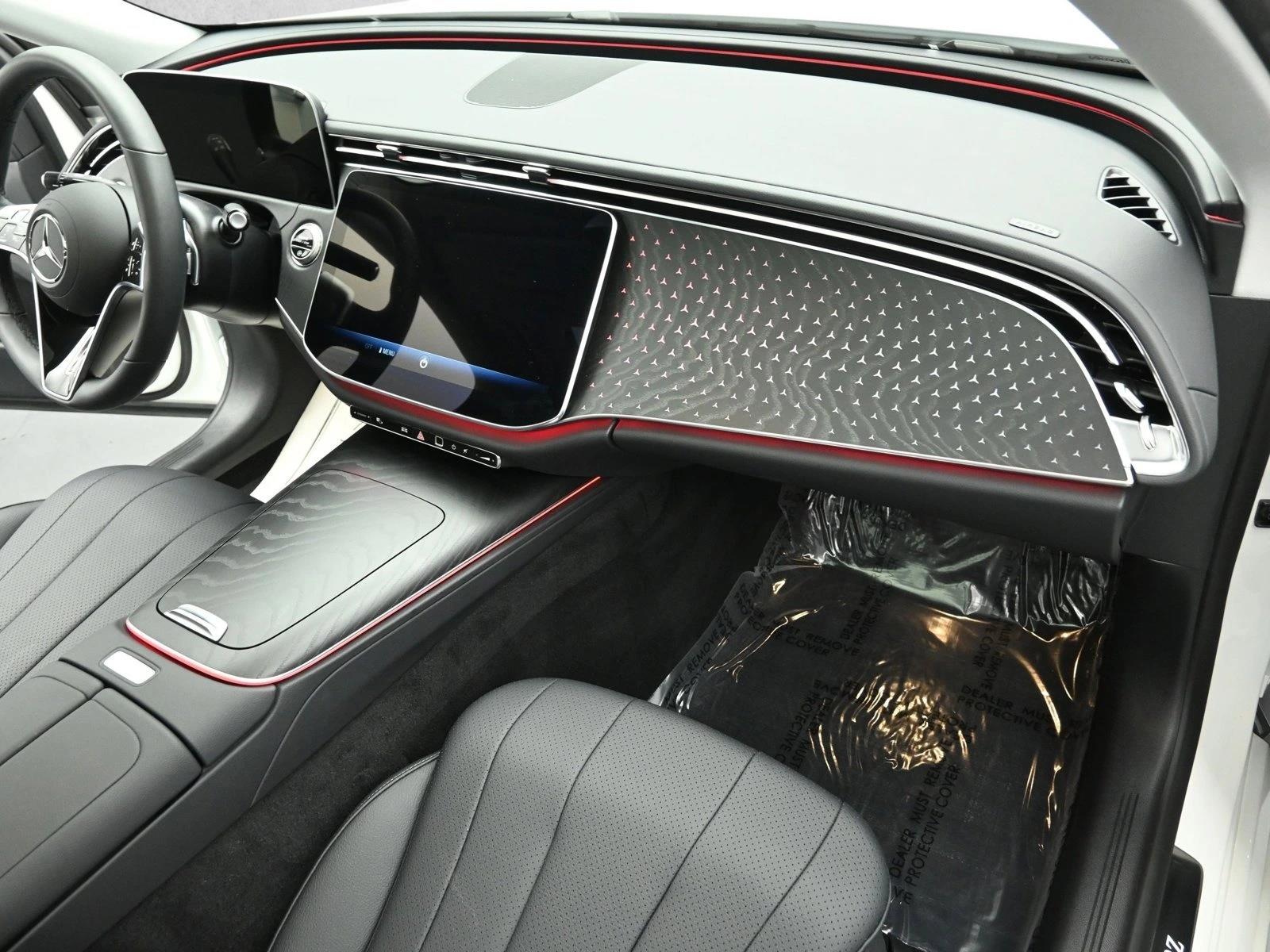 2025 MERCEDES-BENZ E-CLASS - Image 28