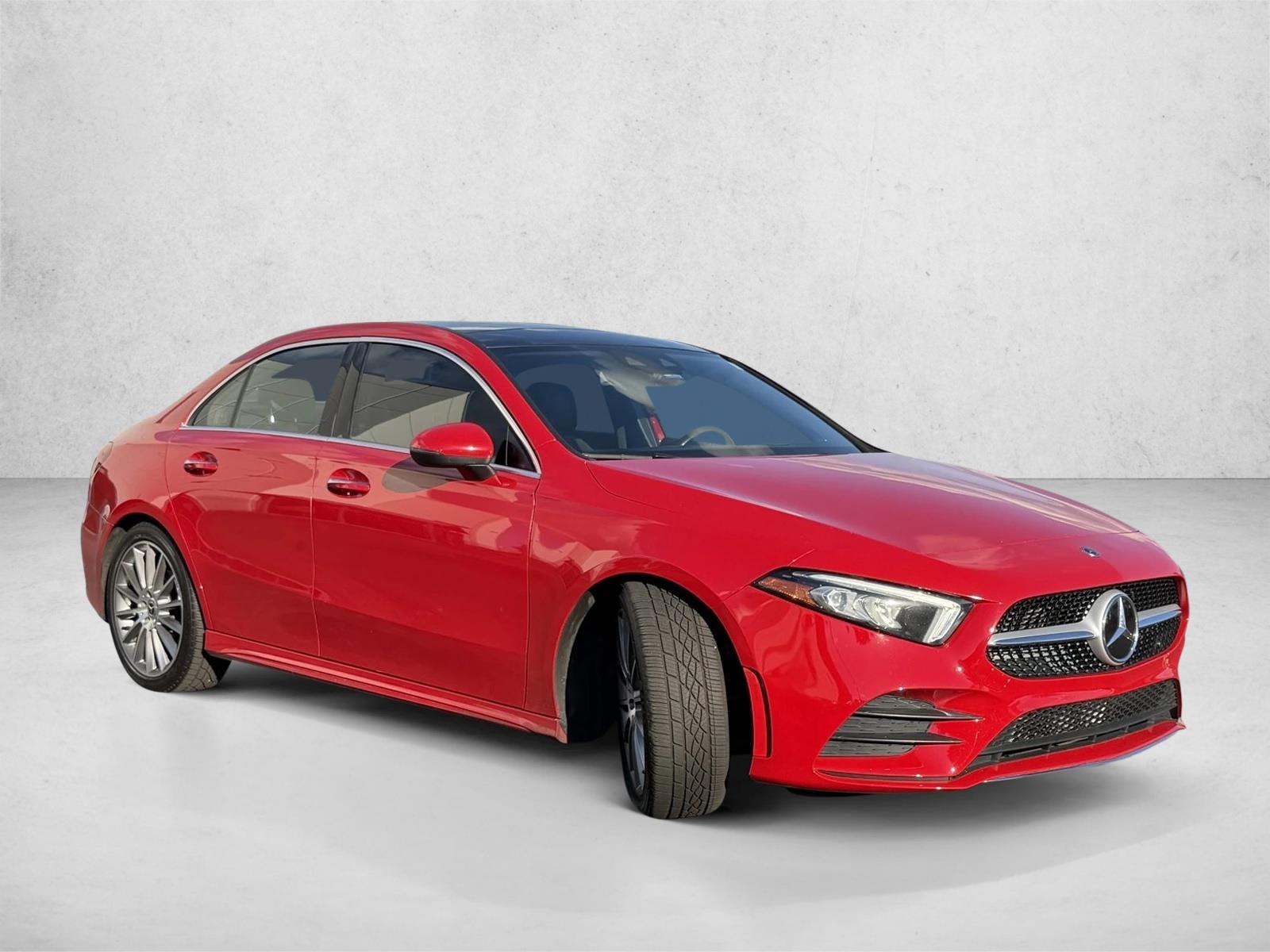 2019 Mercedes Benz A 220 4MATIC photo 3