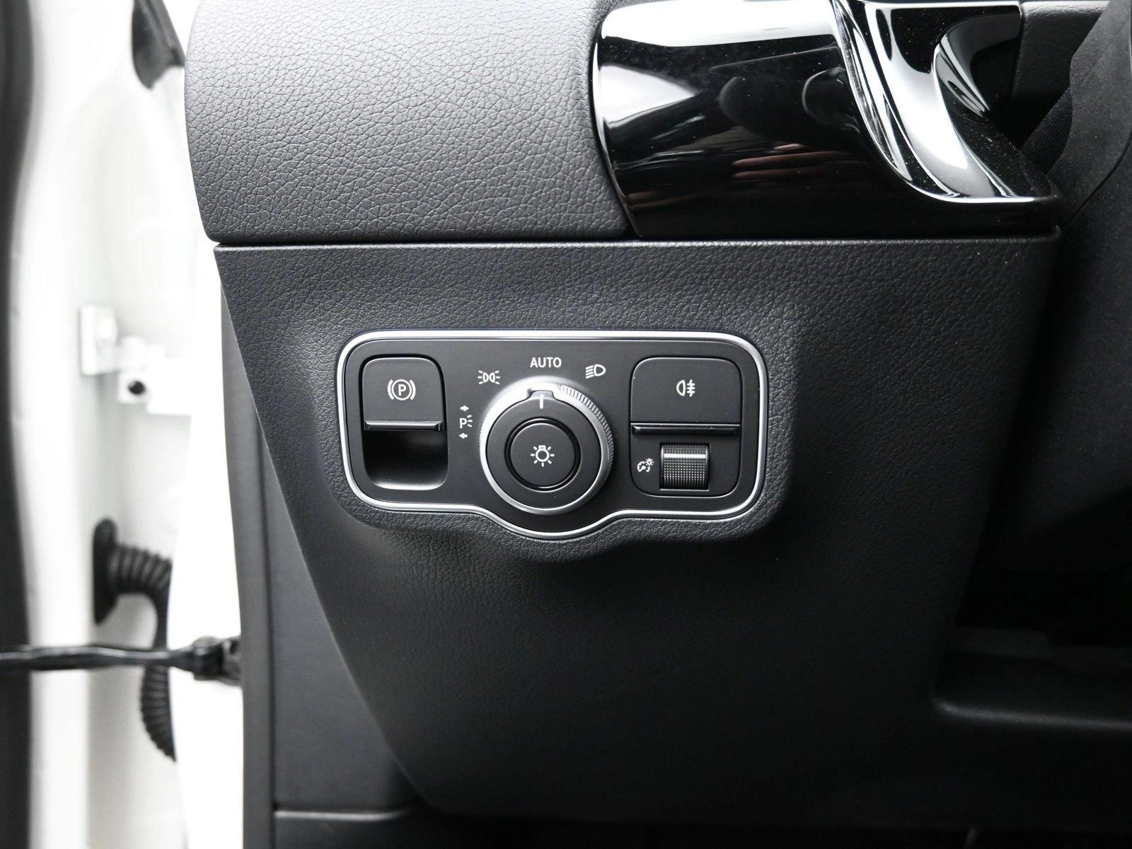 2025 MERCEDES-BENZ GLA-CLASS - Image 19