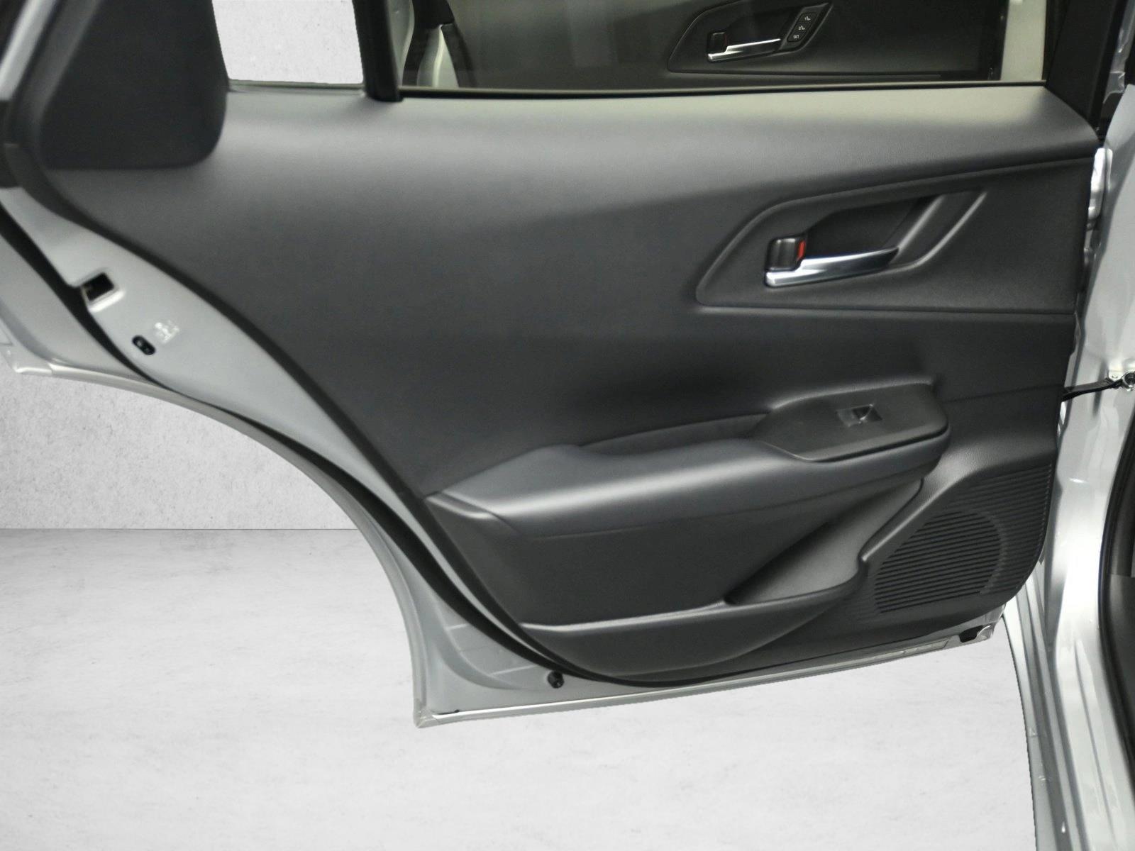 2026 TOYOTA PRIUS PRIME (PHEV) - Image 24