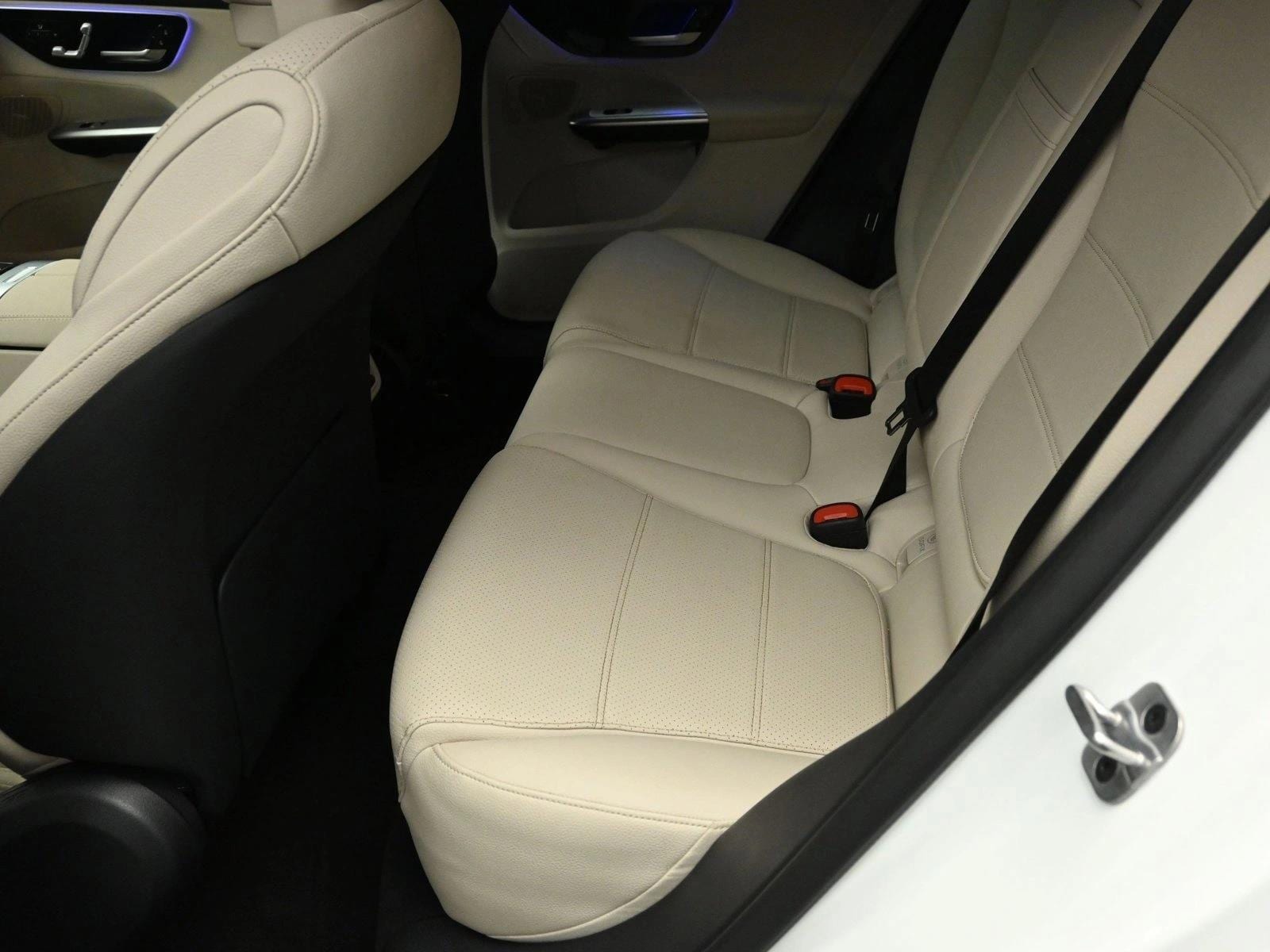 2025 MERCEDES-BENZ GLC-CLASS - Image 18