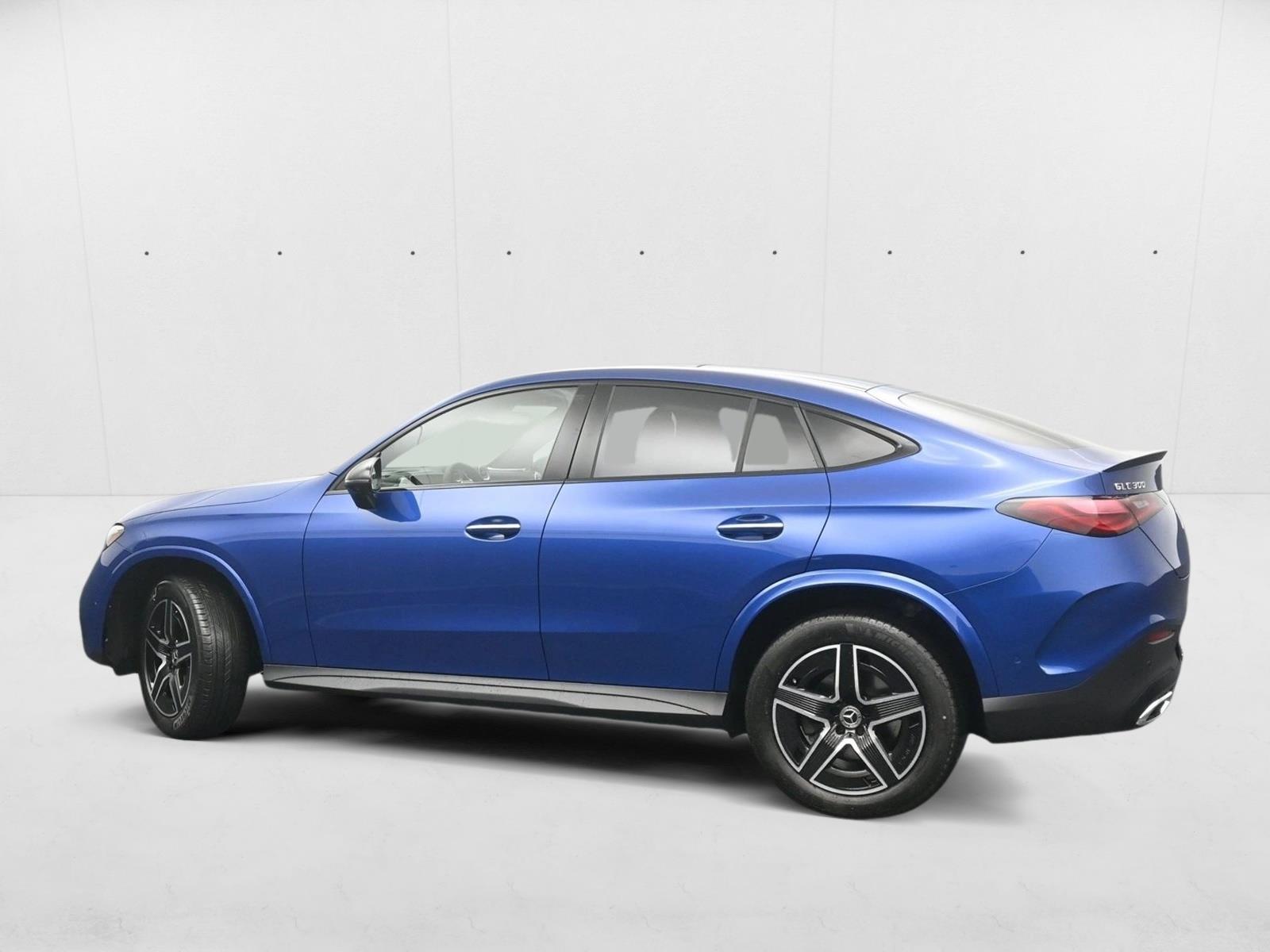 2025 Mercedes Benz GLC 300 4MATIC photo 4