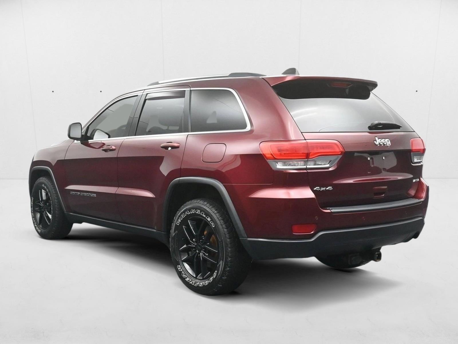 2017 Jeep Grand Cherokee Laredo photo 4