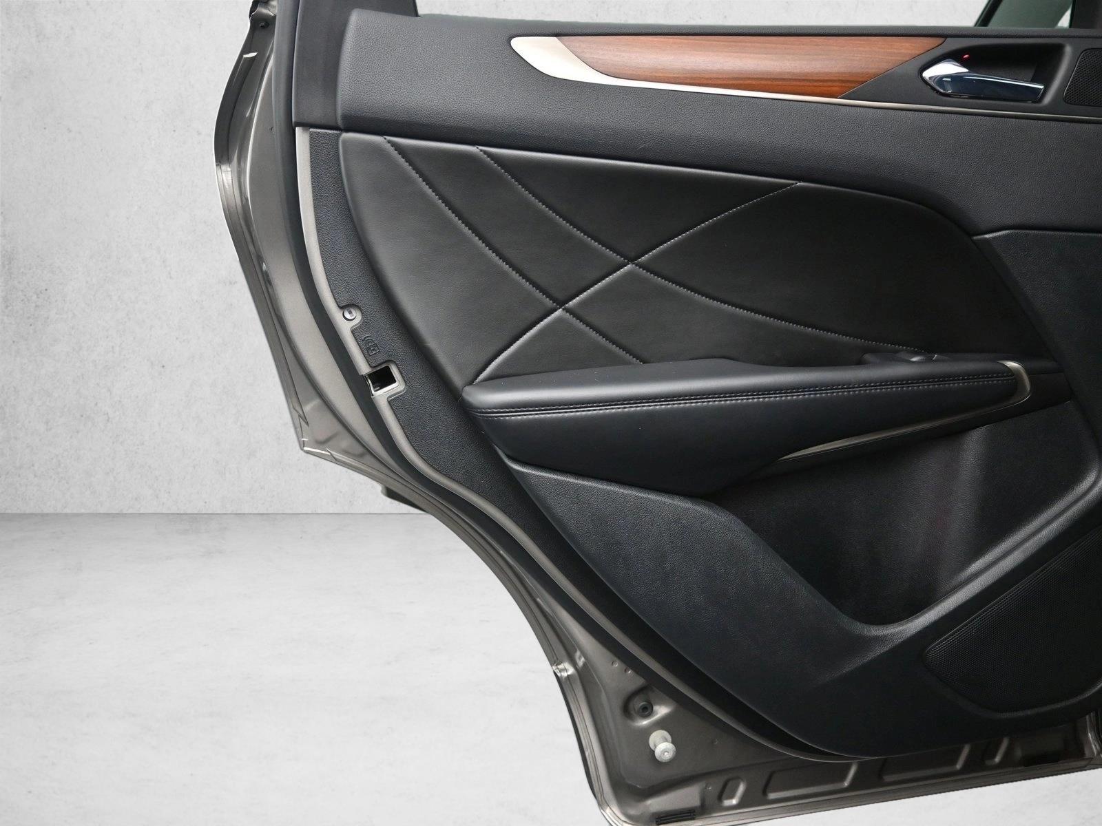 2017 LINCOLN MKC - Image 19