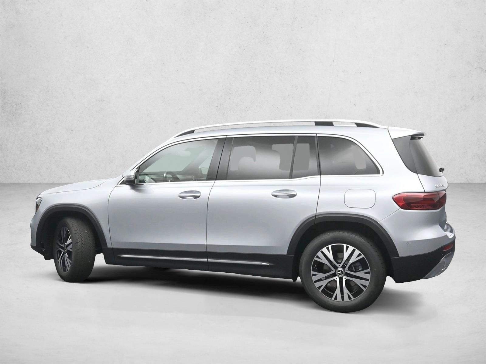 2025 Mercedes Benz GLB 250 4MATIC photo 2